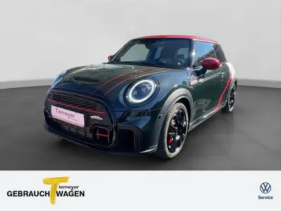 Gebraucht Mini John Cooper Works 231 PS (169 kW) 2022 Grün Kleinwagen