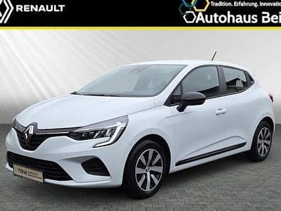 Gletscherweiss Gebraucht 2022 Renault Clio V Equilibre Limousine | 12.990 € (Guter Preis)