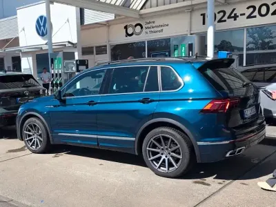 Gebraucht VW Tiguan R-line 200 PS (147 kW) 2022 Blau SUV