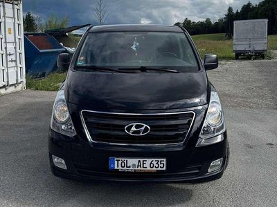 Hyundai H-1