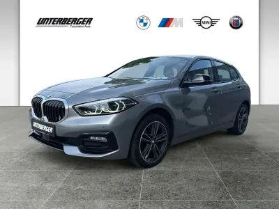 Gebraucht BMW 118 Sport Line 136 PS (100 kW) 2022 Grau Limousine