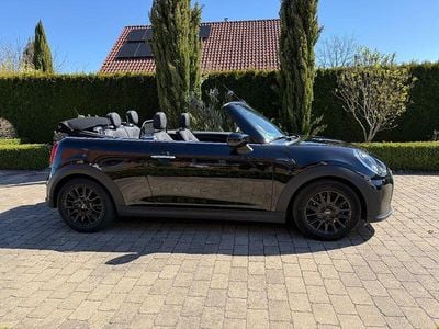 Gebraucht Mini One Cabriolet 102 PS (75 kW) 2021 Schwarz Cabrio