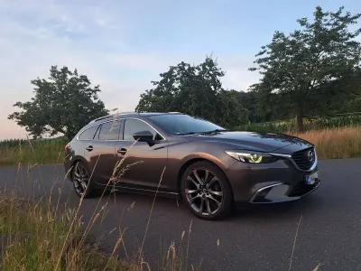 Gebraucht Mazda 6 Sports-Line 175 PS (128 kW) 2015 Grau Kombi