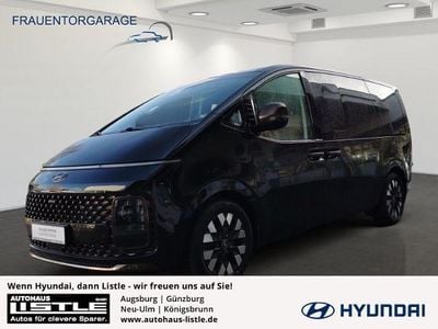 Gebraucht Hyundai Staria Signature 177 PS (130 kW) 2022 Abyss black / mic Van / Kleinbus