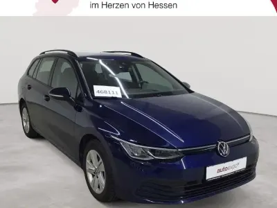 Gebraucht VW Golf VIII Life 131 PS (96 kW) 2022 Blau Kombi