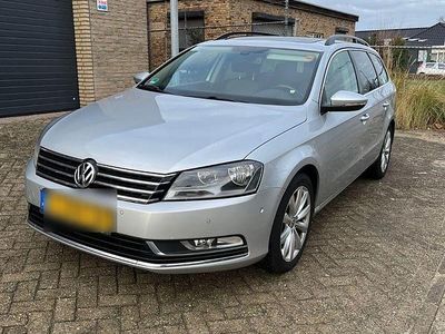 Gebraucht VW Passat Highline 160 PS (117 kW) 2014 Silber Kombi