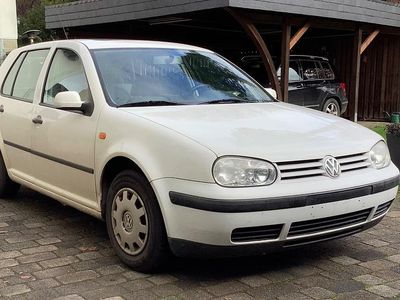 VW Golf IV