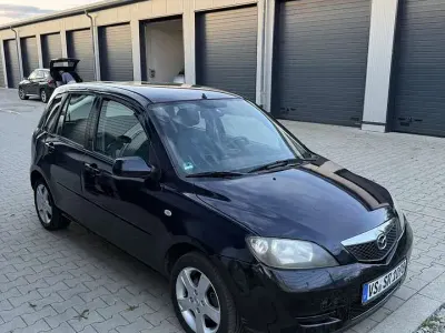 Gebraucht Mazda 2 Comfort 68 PS (50 kW) 2004 Blau Kleinwagen