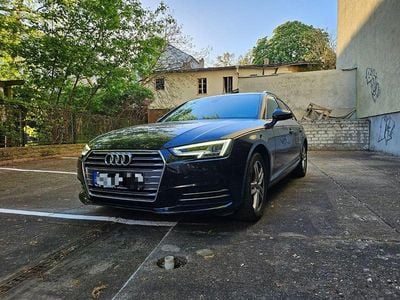 Schwarz Gebraucht 2017 Audi A4 Ambiente Kombi | 13.999 € (Guter Preis)