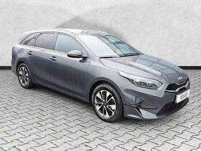 Carraraweiß Neu 2025 Kia Ceed Sportswagon Kombi | 21.690 €