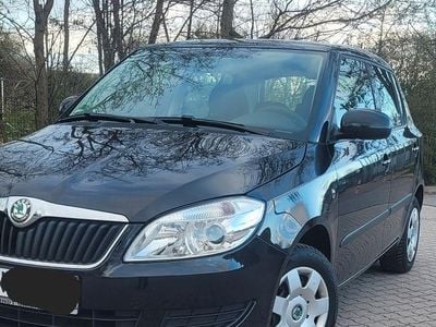 Gebraucht Skoda Fabia Cool Edition 69 PS (50 kW) 2011 Schwarz Limousine