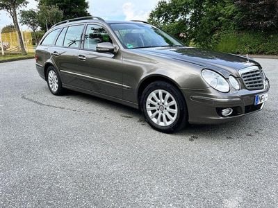Mercedes E200