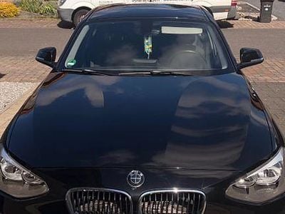 Gebraucht BMW 116 136 PS (100 kW) 2011 Schwarz Kleinwagen