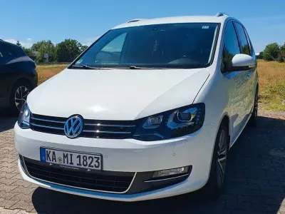 Gebraucht VW Sharan 140 PS (102 kW) 2014 Weiß Van / Kleinbus