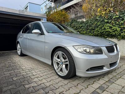 Gebraucht BMW 330 258 PS (189 kW) 2007 Silber Limousine