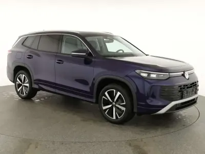 Neu VW Tayron Life 204 PS (150 kW) 2025 Grenadillschwarz metallic SUV