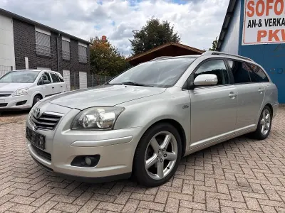 Gebraucht Toyota Avensis 177 PS (130 kW) 2008 Grau Kombi