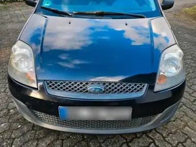 Gebraucht Ford Fiesta 68 PS (50 kW) 2006 Blau Kleinwagen