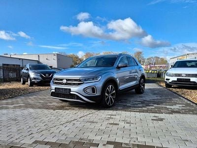 Gebraucht VW T-Roc 150 PS (110 kW) 2023 Pyrit silber metallic SUV
