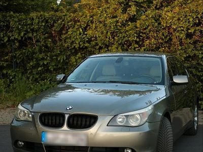 BMW 525