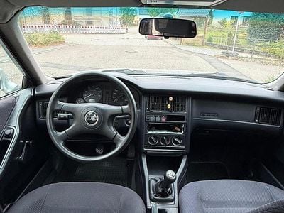 Gebraucht Audi 80 115 PS (84 kW) 1993 Silber Kombi