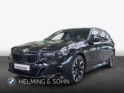 Używany BMW 520 M Sport 197 KM (144 kW) 2025 Czarny Kombi