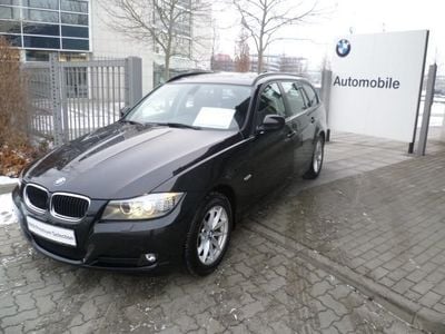 Gebraucht BMW 320 Comfort Edition 184 PS (135 kW) 2011 Schwarz metallic Kombi