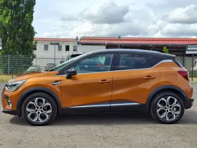 Gebraucht Renault Captur Intens 158 PS (116 kW) 2022 Braun SUV