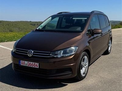 Second-hand VW Touran 110 CP (80 kW) 2016 Maro Monovolum