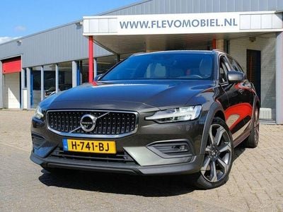 Volvo V60 CC