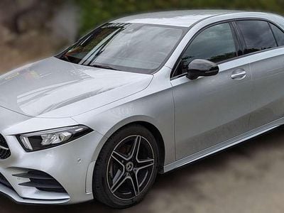 Usata Mercedes A180 AMG 136 CV (100 kW) 2019 Argento Berlina