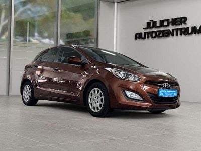 Gebraucht Hyundai i30 Classic 99 PS (72 kW) 2013 Orange Kleinwagen