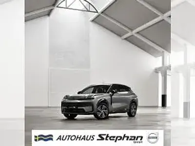 Neu Lynk & Co 08 349 PS (256 kW) 2026 Grau (storm gray metallic) SUV