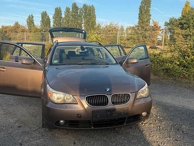 BMW 525