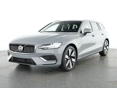 Usata Volvo V60 Plus 310 CV (228 kW) 2025 Grigio Station wagon