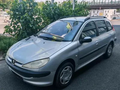 Gebraucht Peugeot 206 75 PS (55 kW) 2003 Silber Kombi