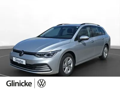 Gebraucht VW Golf VIII Life 131 PS (96 kW) 2023 Reflexsilber metallic Kombi