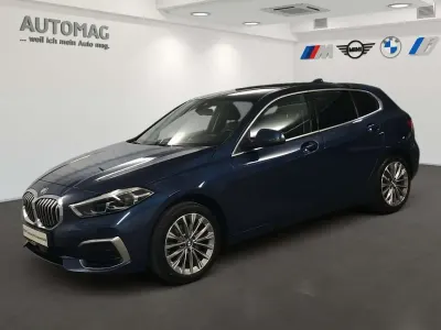 Gebraucht BMW 118 Luxury Line 140 PS (102 kW) 2022 Phytonicblau Kleinwagen