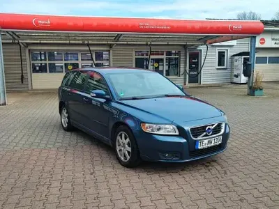 Gebraucht Volvo V50 136 PS (100 kW) 2008 Blau Kombi