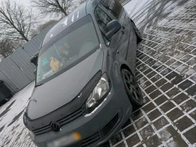 Używany VW Caddy 102 KM (75 kW) 2013 Szary Minivan