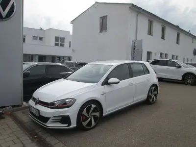 Gebraucht VW Golf VIII GTI 245 PS (180 kW) 2020 Pure white Limousine