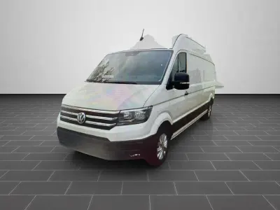 Gebraucht VW Crafter 177 PS (130 kW) 2025 Candyweiß Van