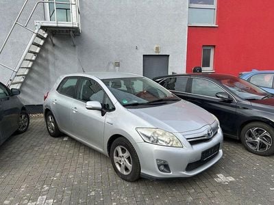 Gebraucht Toyota Auris Hybrid Life 136 PS (100 kW) 2012 Silber Limousine