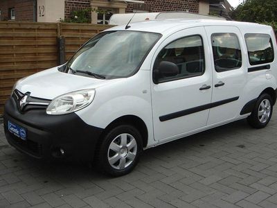 Weiß Gebraucht 2015 Renault Kangoo Van / Kleinbus | 12.480 € (Teuer)