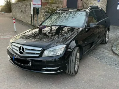 Gebraucht Mercedes C220 Avantgarde 170 PS (125 kW) 2010 Schwarz Kombi