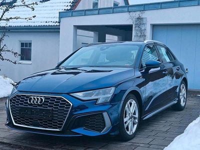 Begagnad Audi A3 S-Line 150 HK (110 kW) 2022 Blå Sedan
