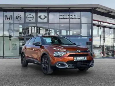 Usata Citroën C4 Shine 131 CV (96 kW) 2021 Marrone Berlina