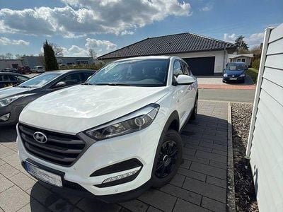 Gebraucht Hyundai Tucson 132 PS (97 kW) 2017 Weiß SUV