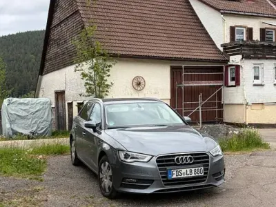 Używany Audi A3 Attraction 122 KM (89 kW) 2013 Szary Sedan/Limuzyna