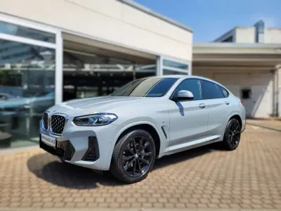 Gebraucht BMW X4 M Sport 286 PS (210 kW) 2024 Grau SUV